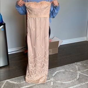 Mikael Aghal Gown